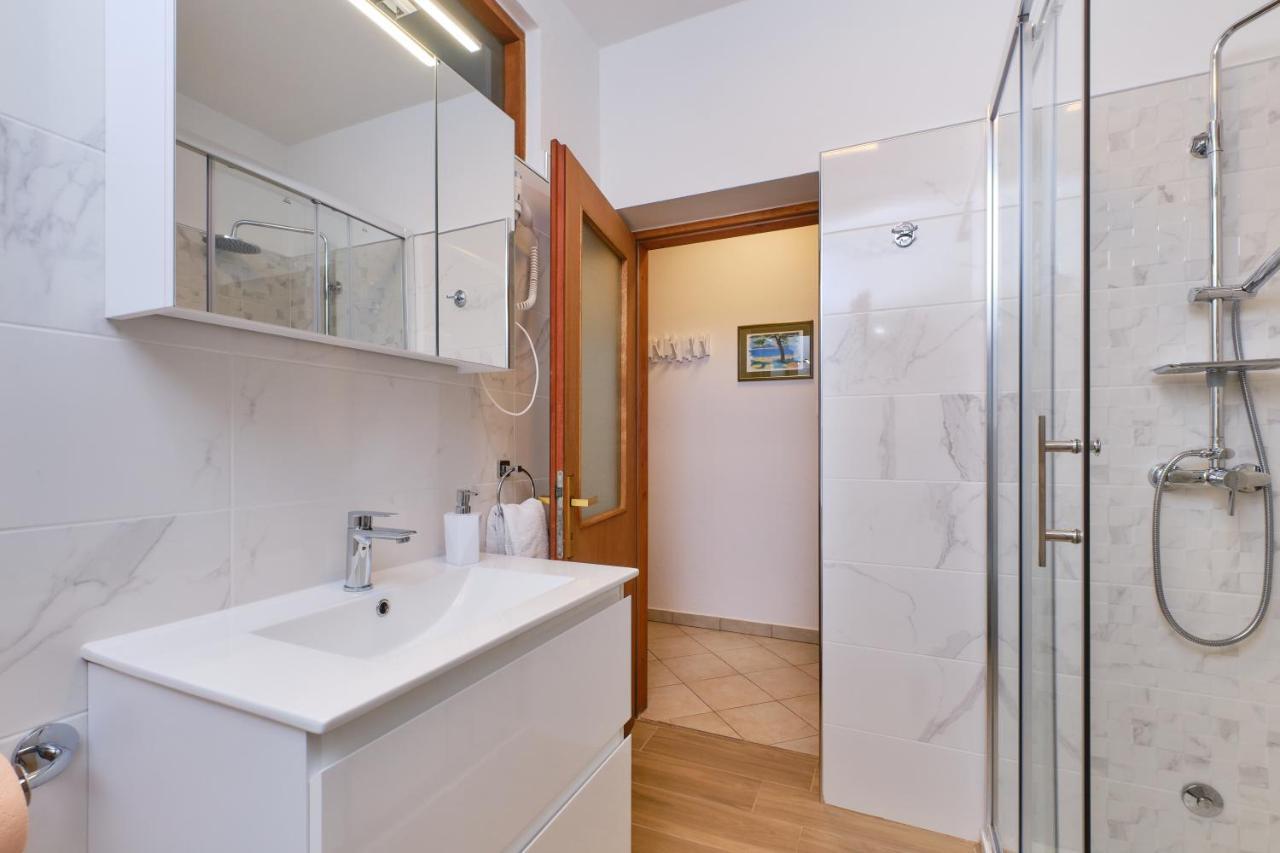Apartment Budinic Mali Lošinj Extérieur photo